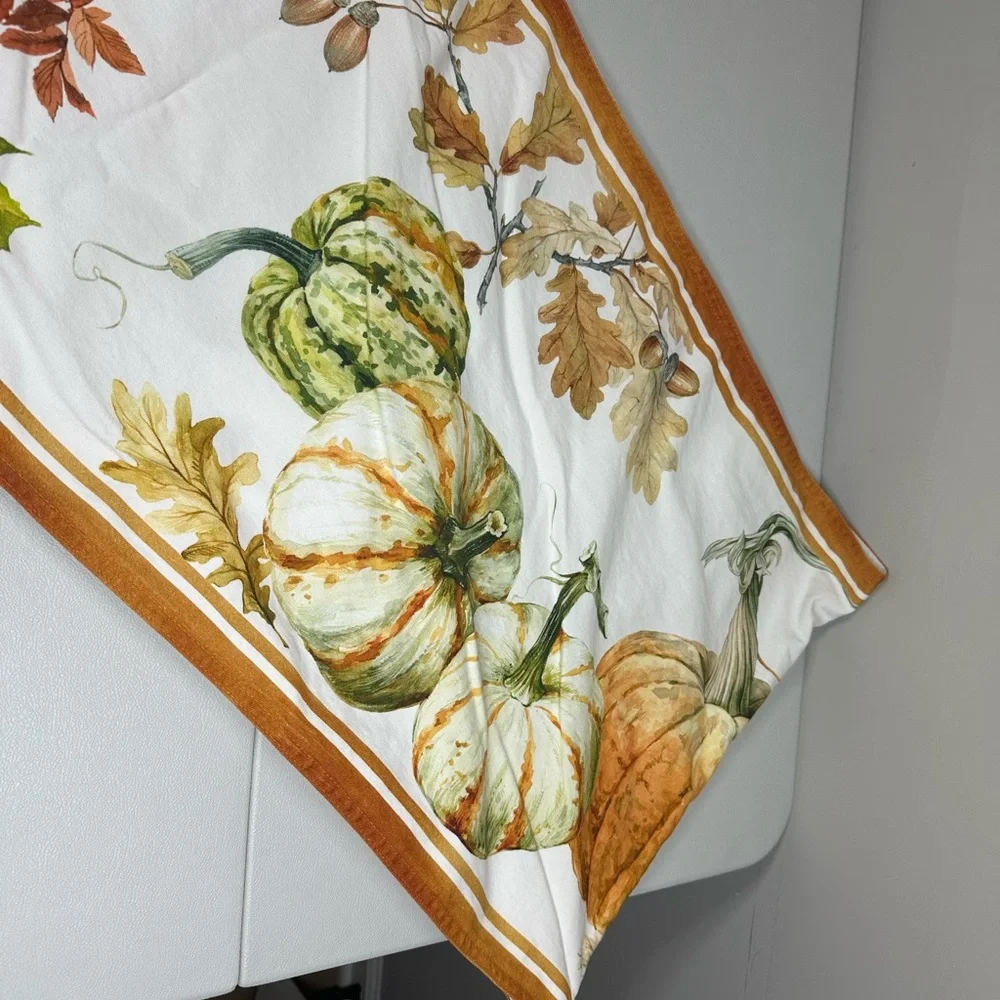 Williams-Sonoma Thanksgiving Heirloom Pumpkin Table Runner